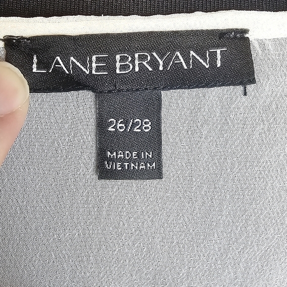 NWT Lane Bryant white tunic with black and gold leaves size 26/28W - Picture 4 of 5